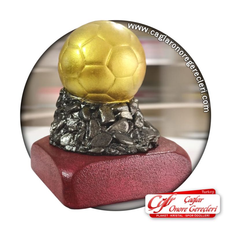 Altın Futbol Topu Figürlü Ödül